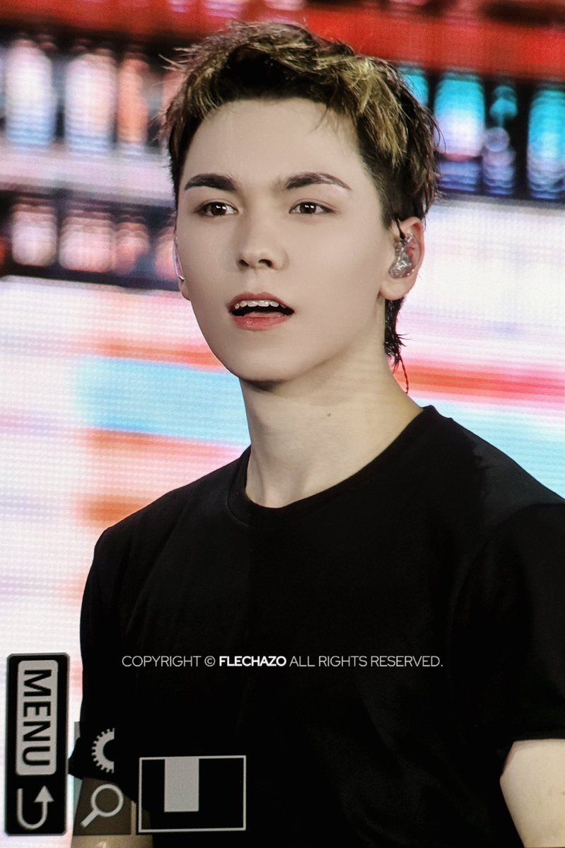 Flechazo✘0218 tweet media