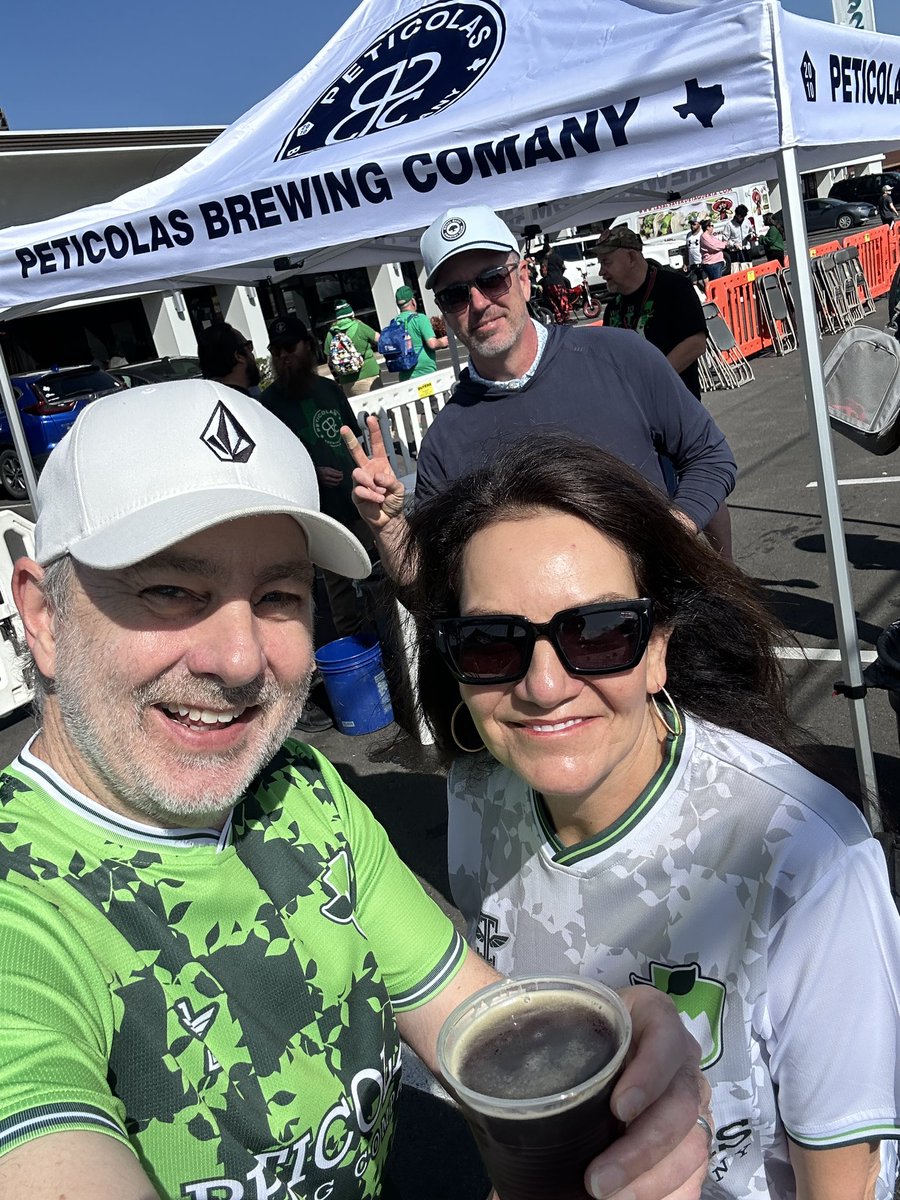 Peticolas tweet media