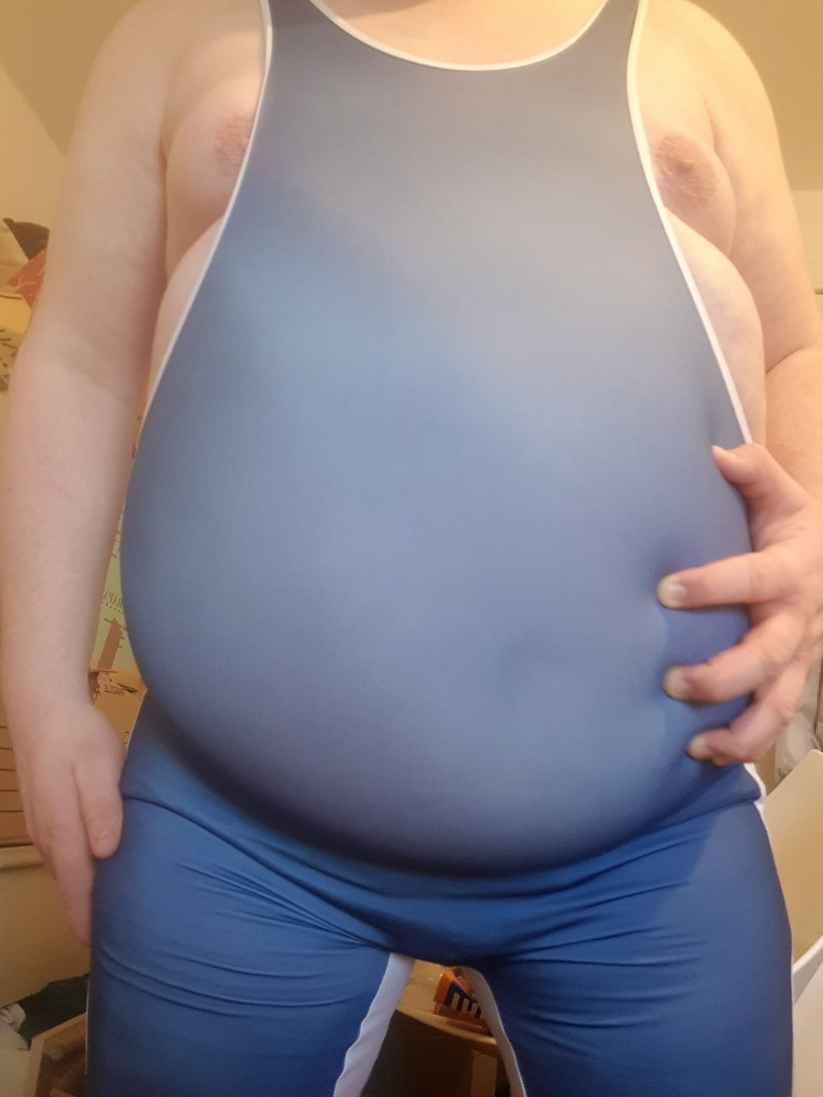 Obese Blubber Boy tweet media