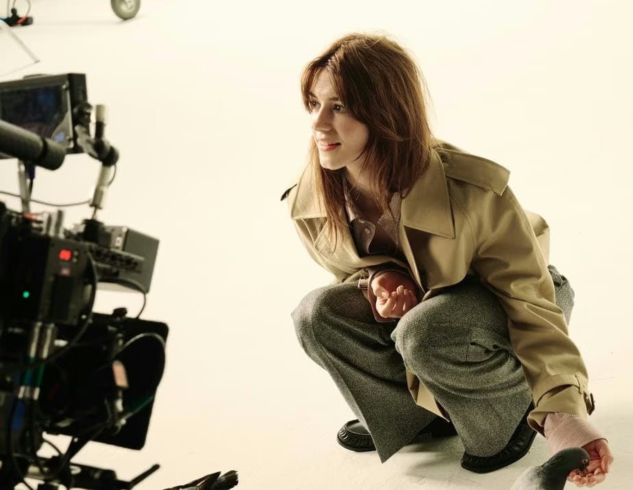 Daisy Edgar-Jones Updates tweet media