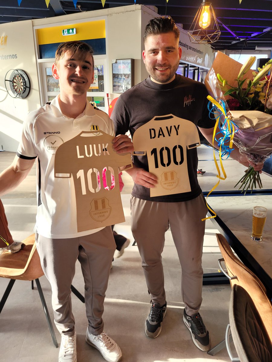 v.v. Internos tweet media