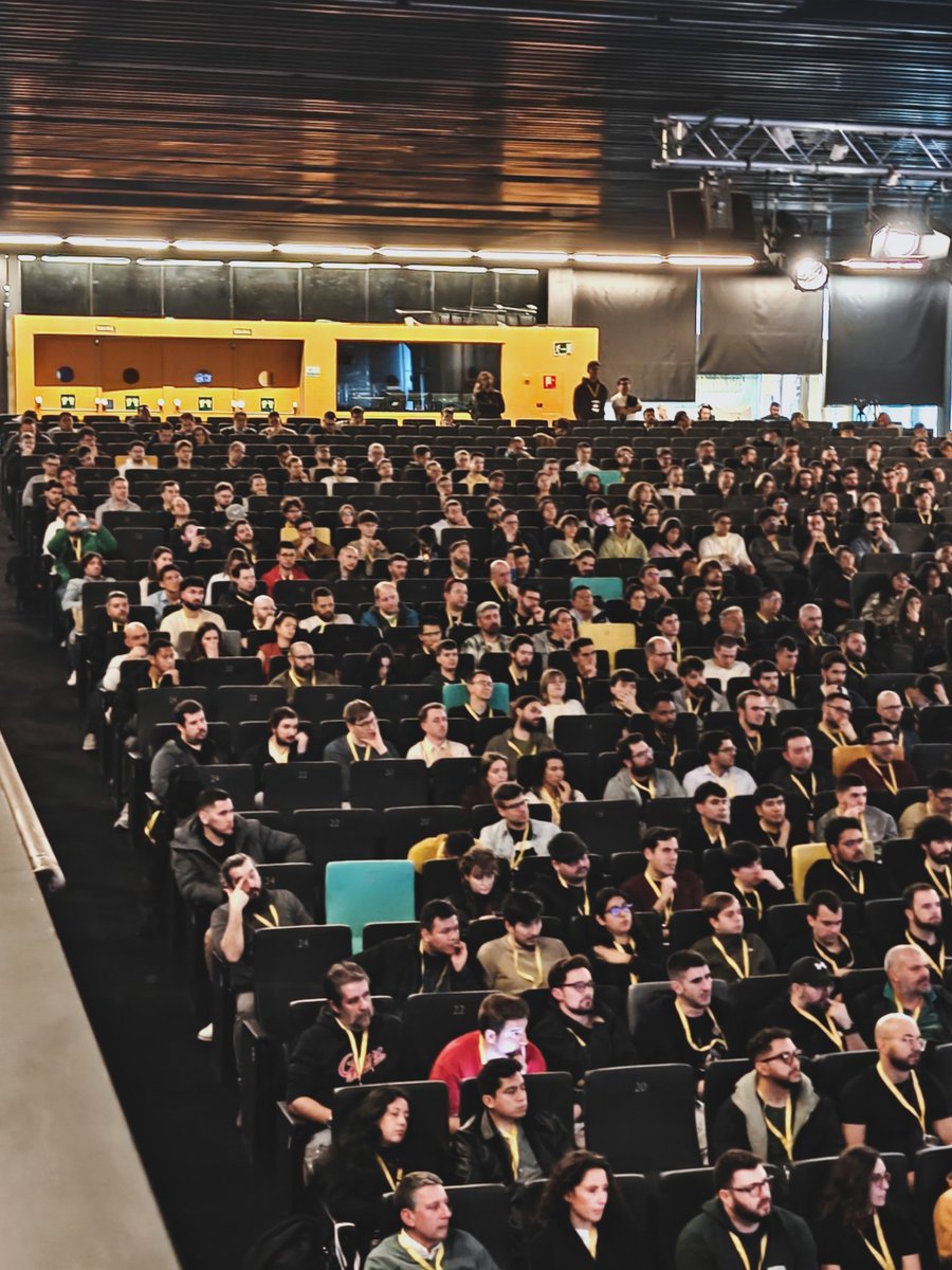 DevTalles's tweet photo. ¡Gracias por asistir a esta conferencia! #devtalles #jsconf https://t.co/QHnCvfVSuD