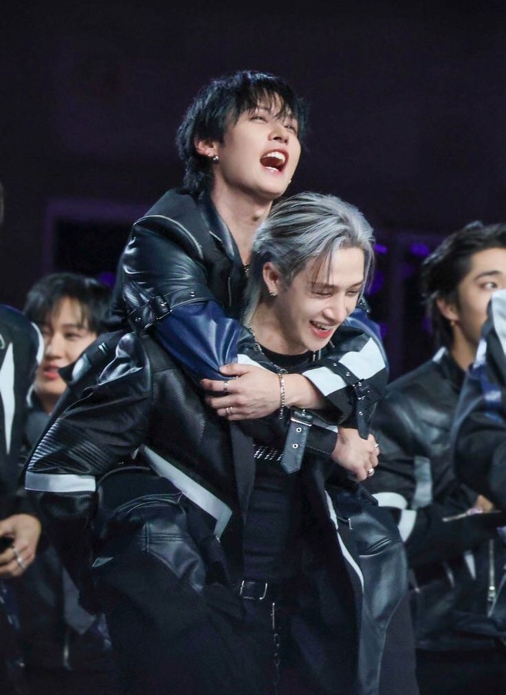_shastunishka_'s tweet photo. who remembers, i love them sm https://t.co/ws0qWfTNqr
