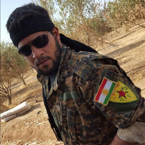 gdk9933's tweet photo. @Xwars_ لم يكن رفع العلم ممنوعاً. https://t.co/GTjqEVr3ML