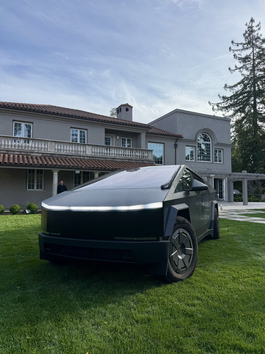 Umesh Khanna 🇨🇦🇺🇸 tweet media