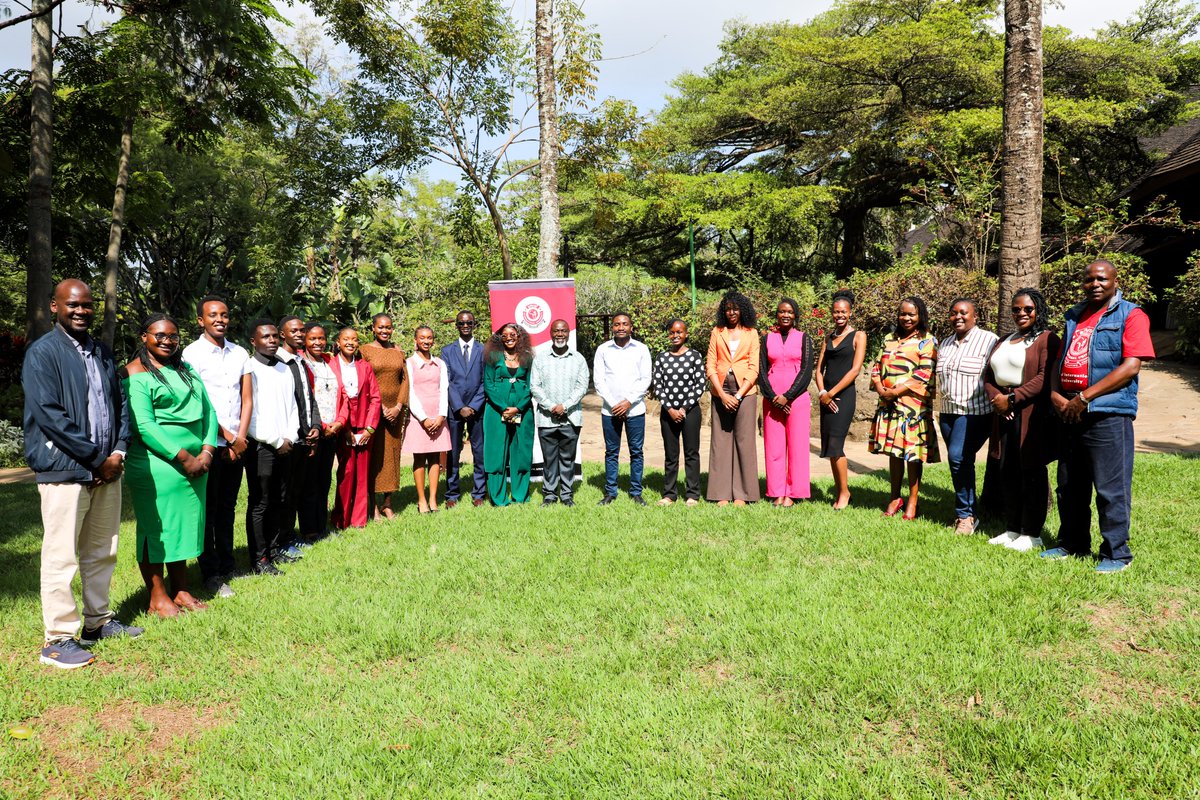 Amref International University (AMIU) tweet media