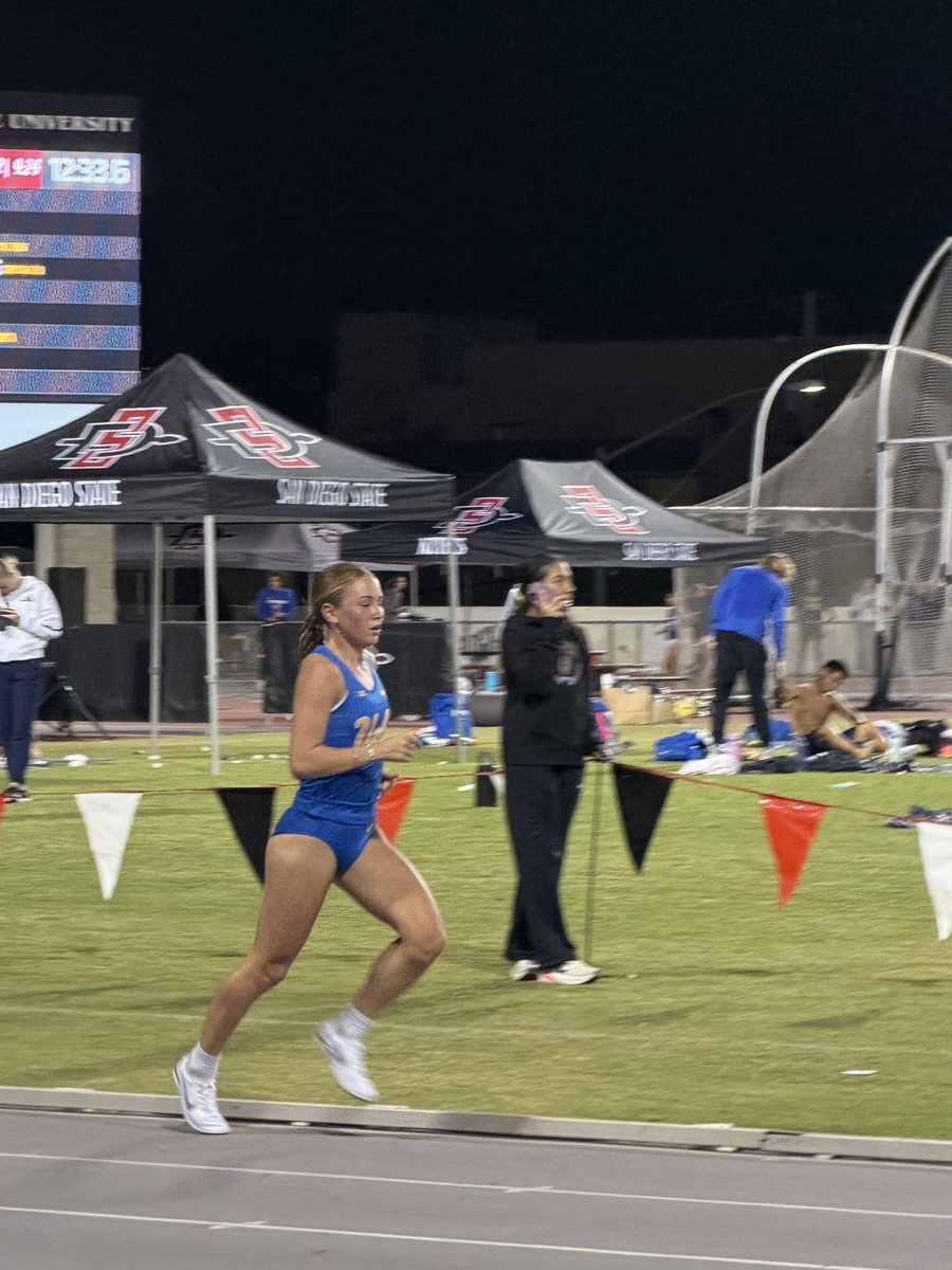 Marie Marheineke tweet media