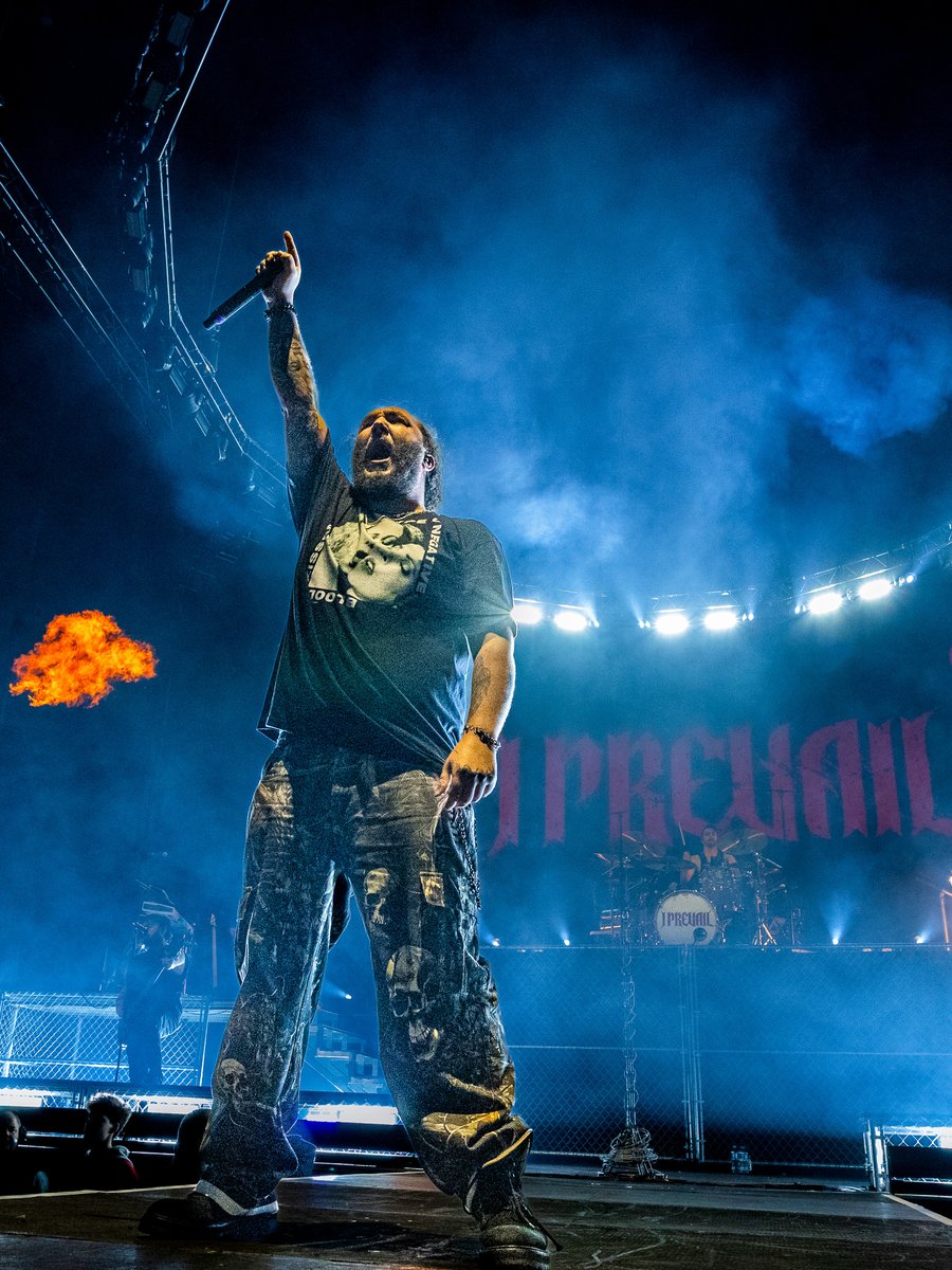 Heritage Bank Center tweet media