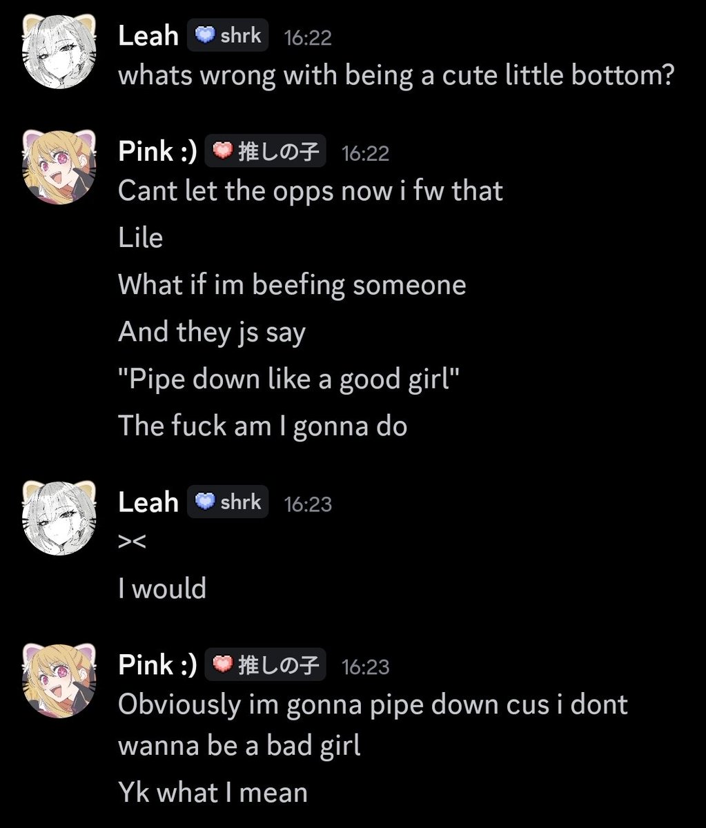 pinky :) ✈️👖🧥 tweet media