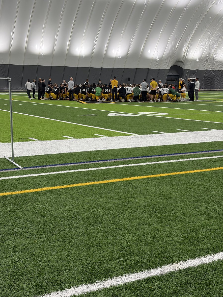 Eli Thim tweet media