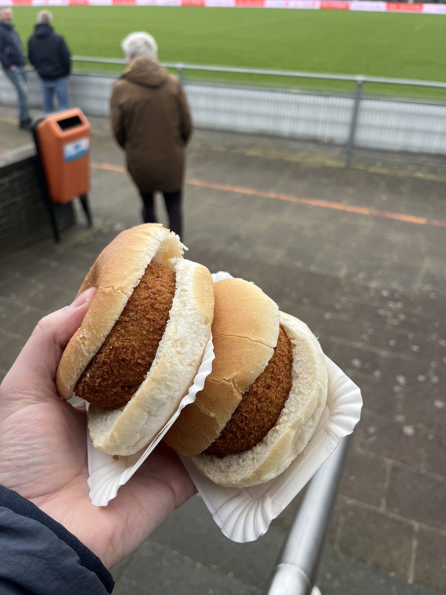 DanielsenAxedal tweet media