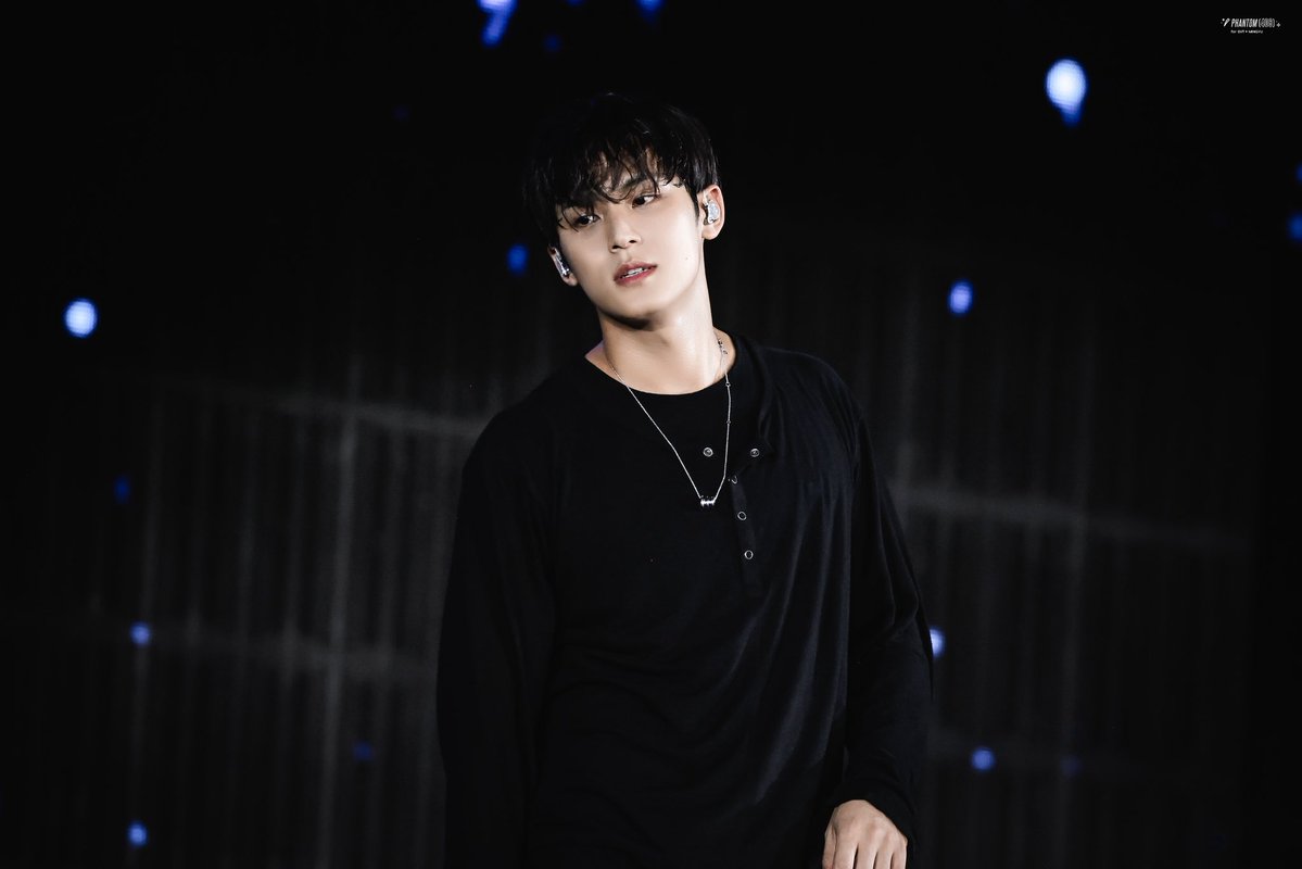 𝐏𝐡𝐚𝐧𝐭𝐨𝐦 𝟒𝟎𝟔 tweet media