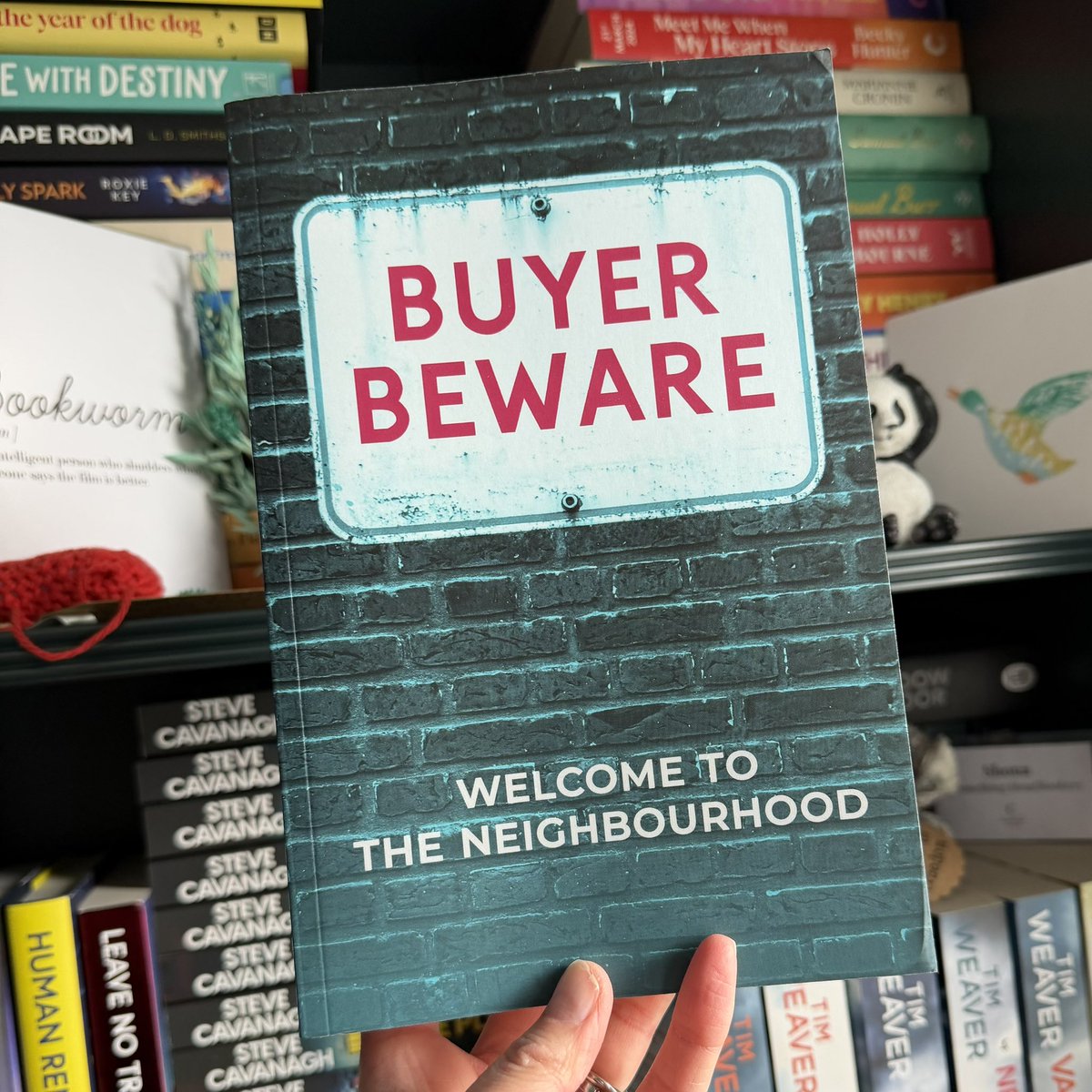 shonaholmes23's tweet image. 📚📮#BookPost📚📮

Safe to say I may have squealed when I saw this copy of #BuyerBeware by #CatherineRyanHoward 

As with all of this author’s books, I know this will be another intriguing read!😍

Huge thanks to @TransworldBooks @ollie__martin for sending 📖

#BookTwitter