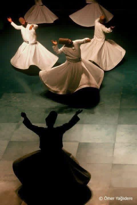 جلال الدين الرومي tweet media