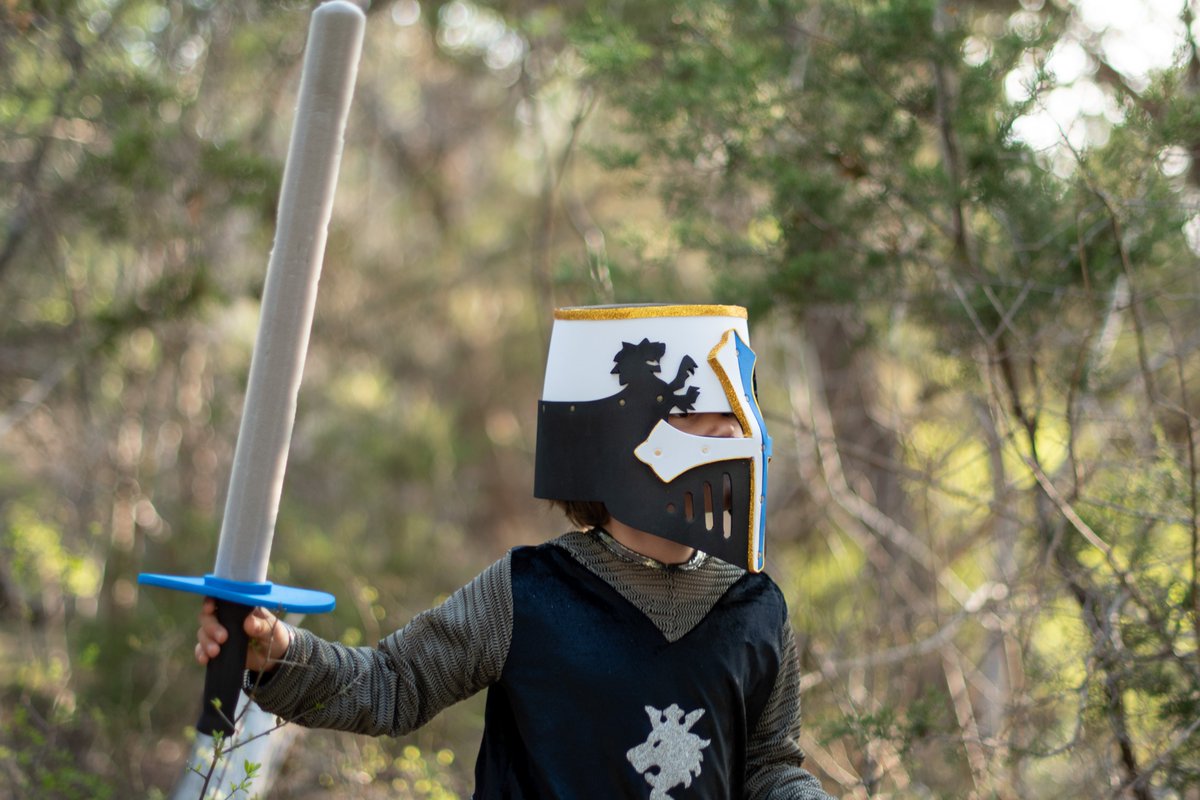 Valorhelm tweet media