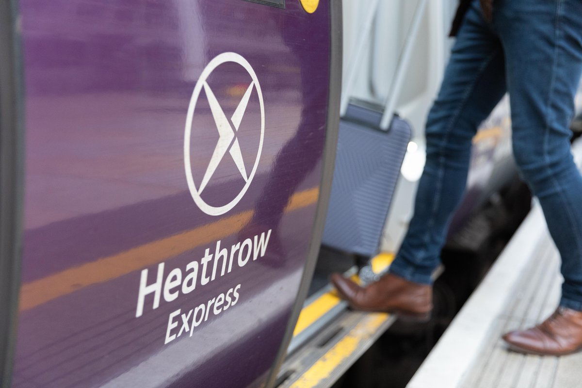Heathrow Express tweet media