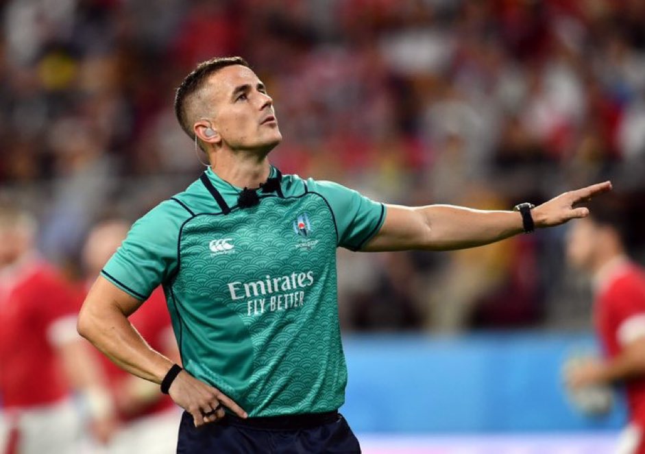 chris jones tweet media