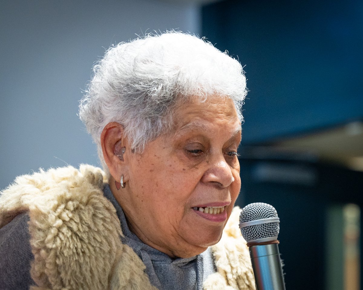 Adrian Robson tweet media