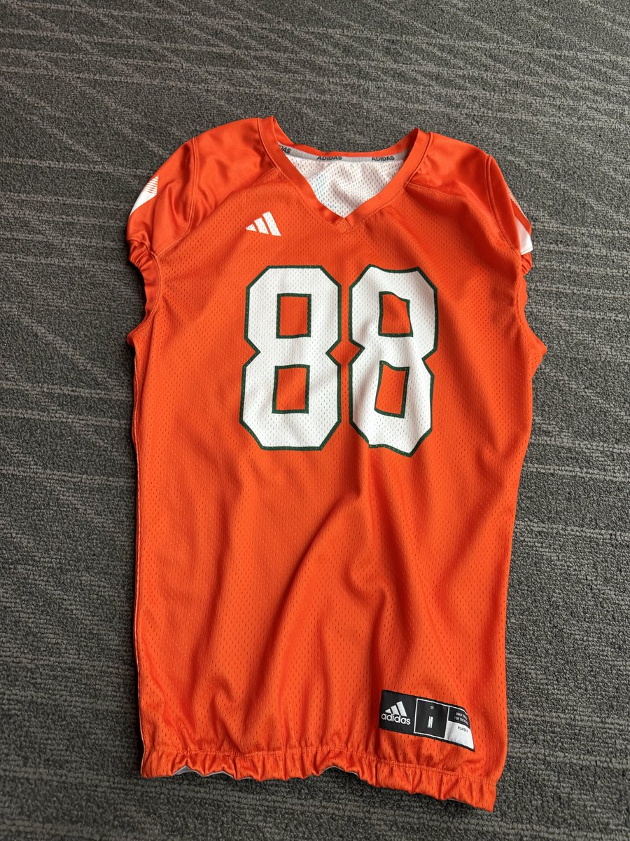 DeAnthony “4⭐️” Lafayette 6’1 230 OLB/EDGE tweet media