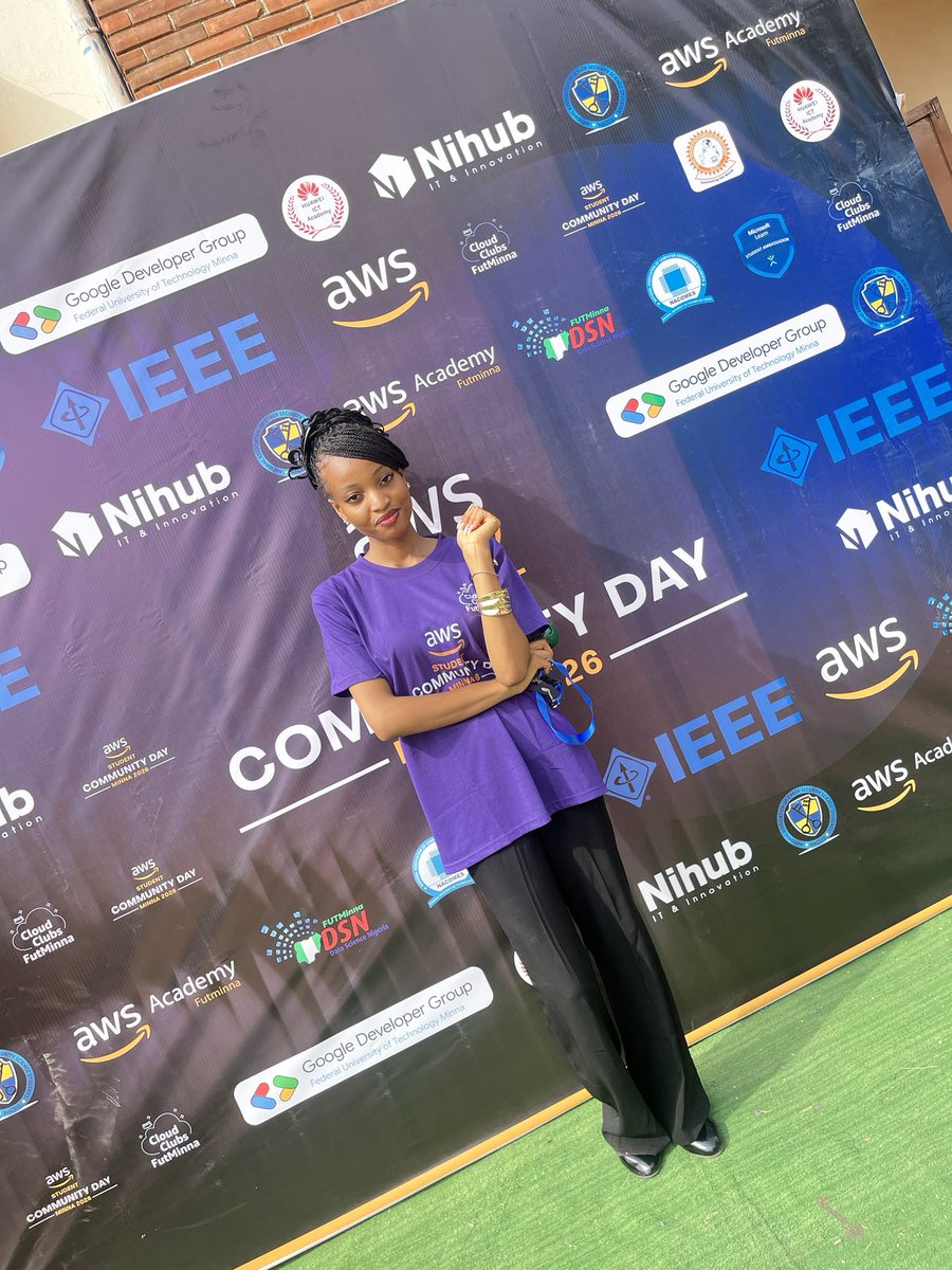 SARY🧚♀️ tweet media