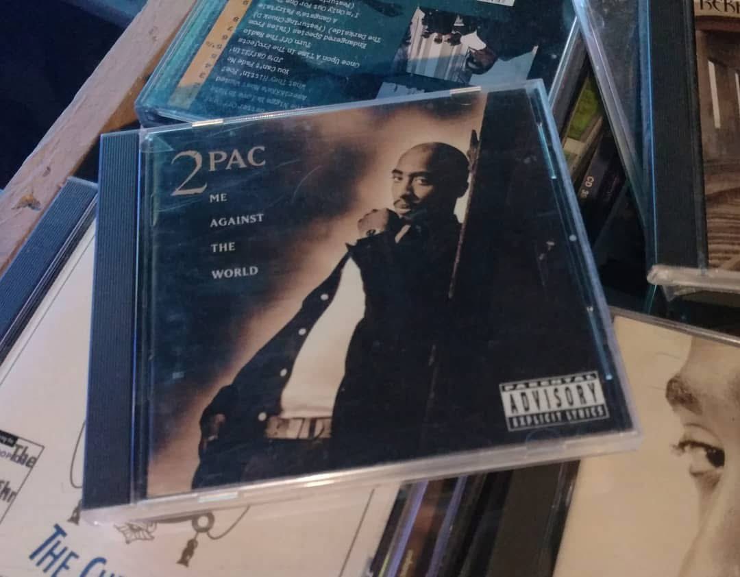 REKKHAN's tweet image. On March 14th 1995, @2pac released “Me Against The World” A certified classic !! Yes , that’s from my original stash ! Ya dig ! 
Salute the legends @easymobee &amp;amp; #JohnnyJ @therealqd3  @therealshockg Soulshock &amp;amp; Karlin on the production 
RiseUp #RiseAbove #RiseTogether