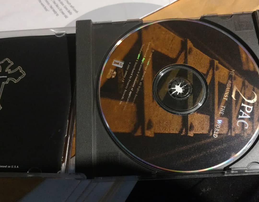 REKKHAN's tweet image. On March 14th 1995, @2pac released “Me Against The World” A certified classic !! Yes , that’s from my original stash ! Ya dig ! 
Salute the legends @easymobee &amp;amp; #JohnnyJ @therealqd3  @therealshockg Soulshock &amp;amp; Karlin on the production 
RiseUp #RiseAbove #RiseTogether