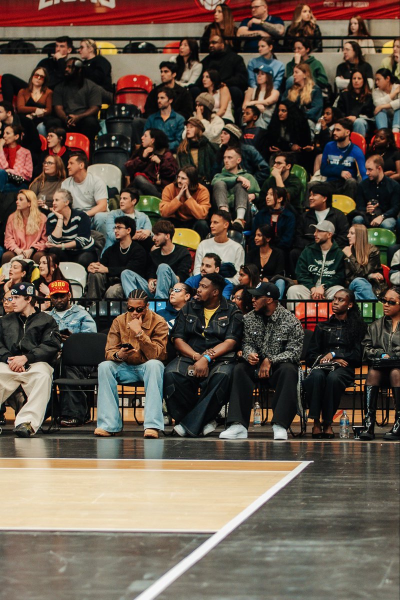 Lord KiDi tweet media