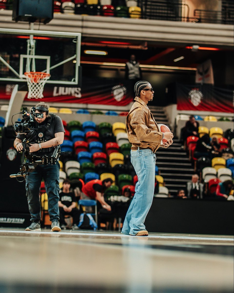 Lord KiDi tweet media