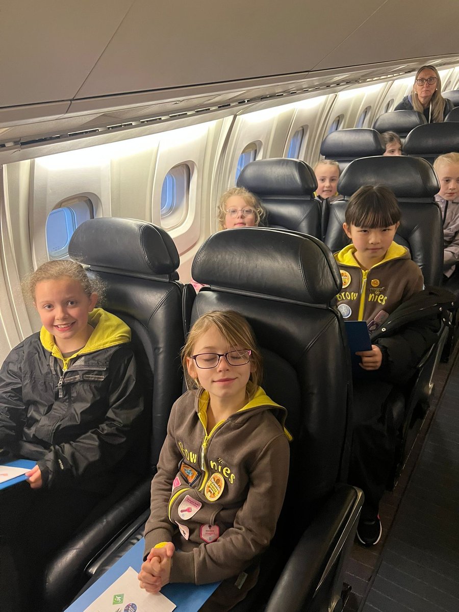 sptacademy's tweet image. Our Stockport Academy brownies had a lovely time exploring Manchester Airport during their recent visit!

These young people learned all about how an airport functions and what sort of jobs help to run it - an amazing opportunity!

#OpportunityToSucceed #Brownies #Stockport