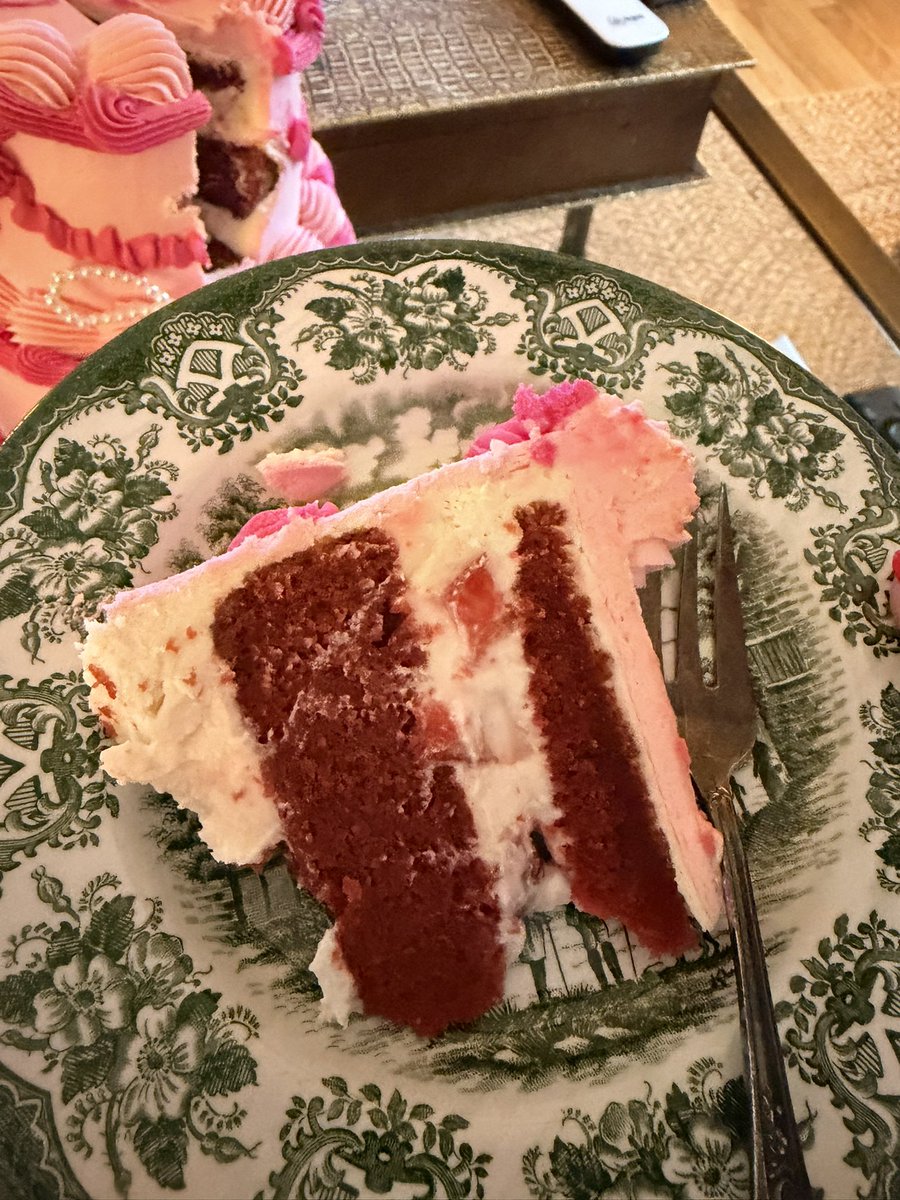 Madame Caramel tweet media