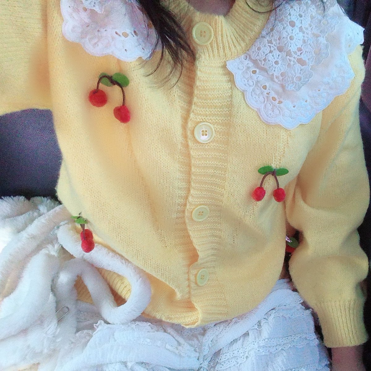 Thankyouuu kakkk <a href="/Kimmy_JKT48/">Victoria Kimberly</a> buaattt roulette nyaa, seneng bgttt bisaa roulette sama kak Kimmyy 😭💖
<a href="/GROVY_ID/">GROVY || #AQuietVictory16</a>