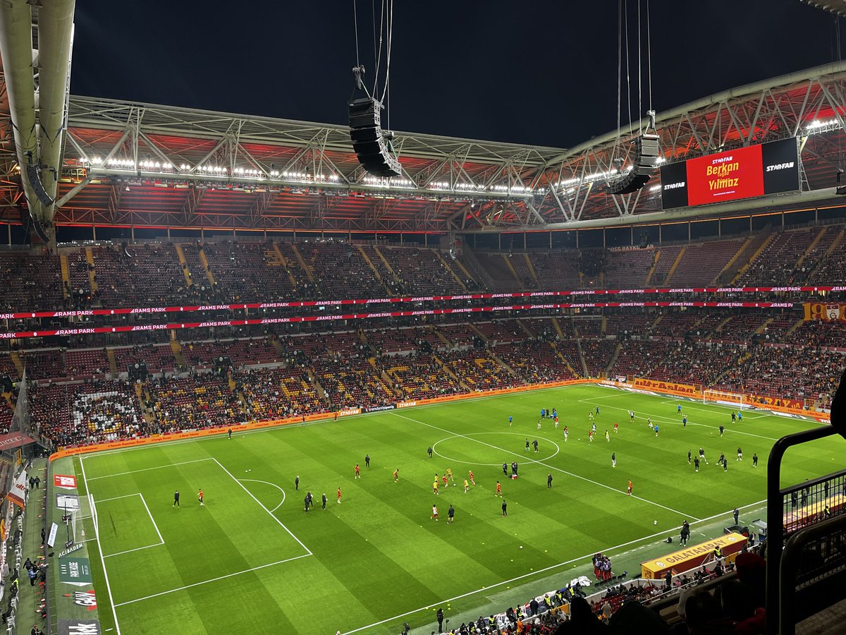 Scissors tweet media