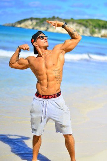 Blonde Zahry tweet media