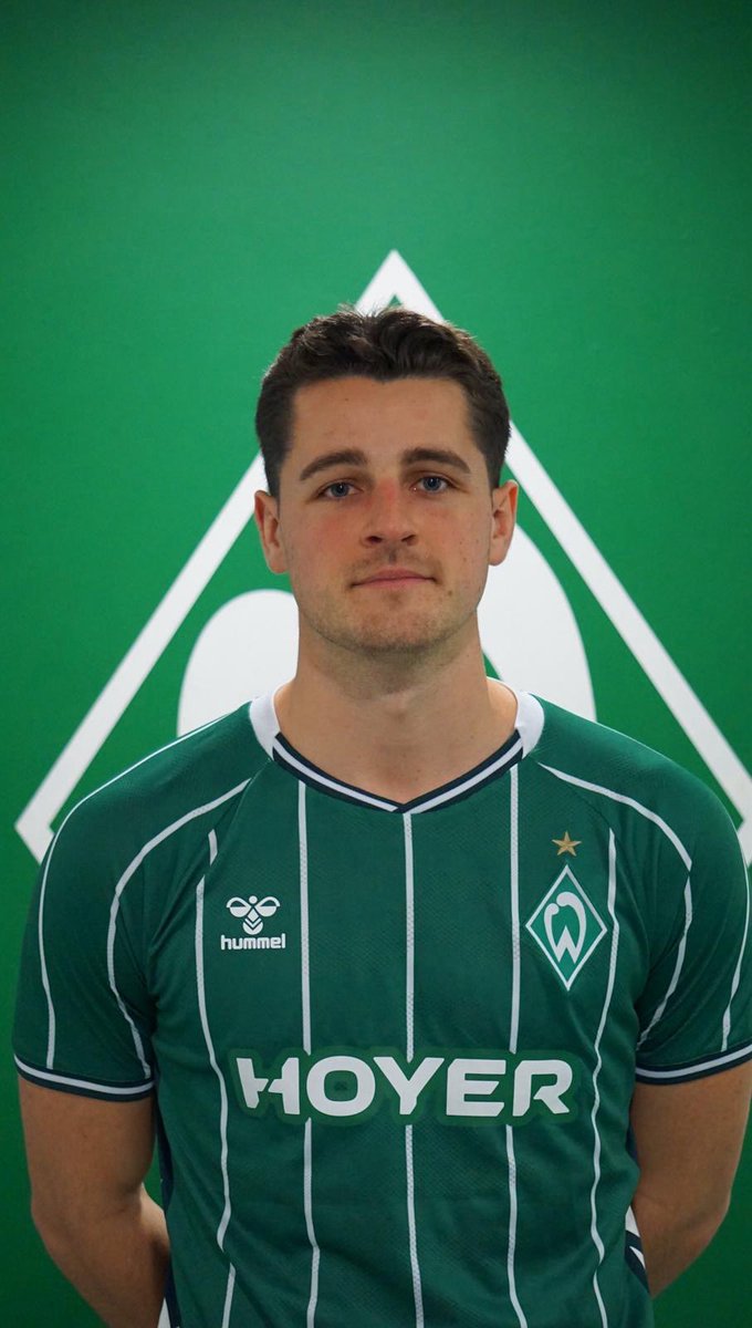 DeSmetSoccer's tweet photo. ALUMNI UPDATE! Congratulations to Brendan Schoemehl ’21, who recently signed a professional contract with SV Werder Bremen III, reserve team of SV Werder Bremen, a club that competes in Germany’s top division, the Bundesliga. #allin @DeSmetJesuitHS https://t.co/0QRQghNEgg