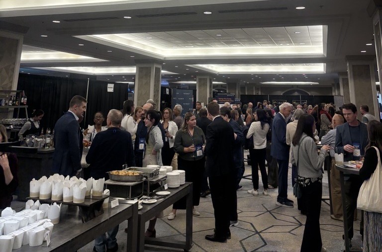 US Anesthesia Partners tweet media