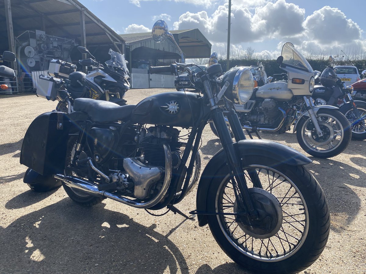 drstephencarver's tweet image. I'm back baby! #BSA #bikers #motorbike