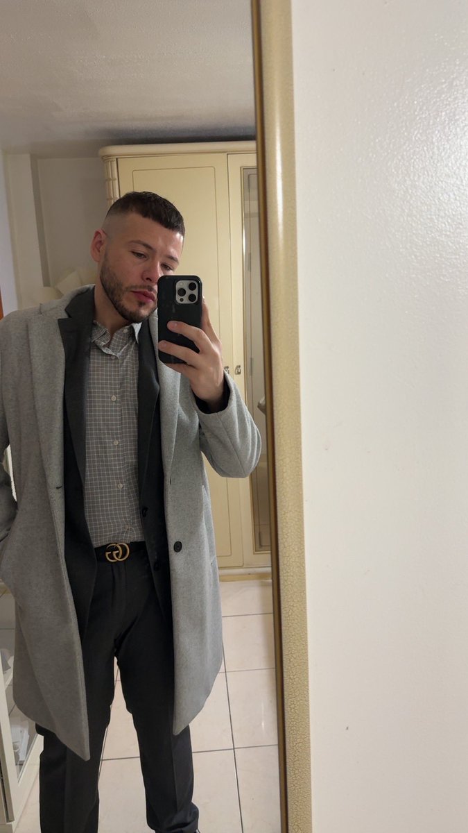 mycuzinvinny_'s tweet photo. Dress like you’ve already conquered the day. #cleanupnice https://t.co/i9WHLdwOS5