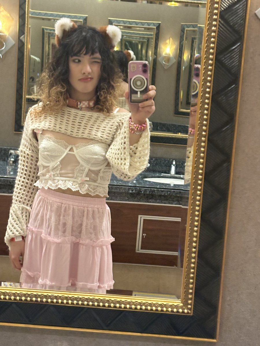 🌸Serfboard🌸 #sbg 🏳️‍⚧️ tweet media