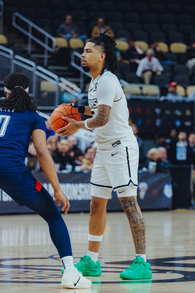 Cover Three Athletics tweet media