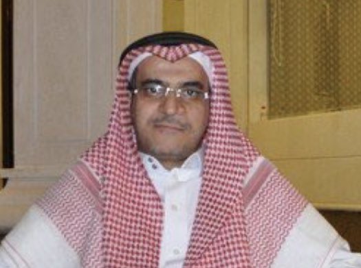nhar24's tweet photo. 🟥 من المشاركين في برنامج #حروف | ١٩٩٣ م

◾️ د. أحمد أبانمي

✔️ طبيب عيون معروف بالرياض
✔️ صاحب مجمع طبي كبير بالرياض
 ✔️ شارك مع زميله "عبدالكريم الشيحة" https://t.co/cwzjrjjF8g