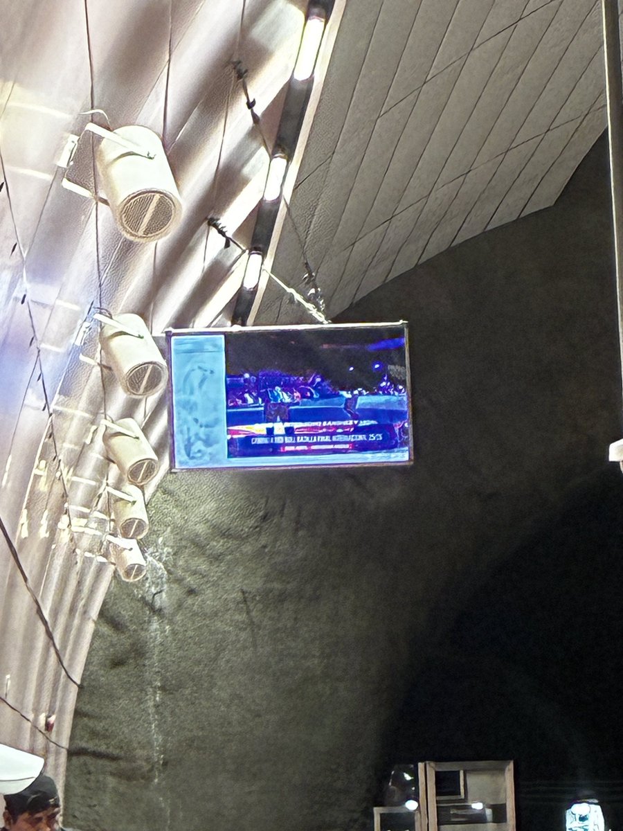 marioli_fer's tweet photo. @metrodesantiago @lollapaloozacl Pantalla linea 2 mala, no se logra ver sus frecuencias de trenes porfa arreglenlo https://t.co/JILCqGYtgx
