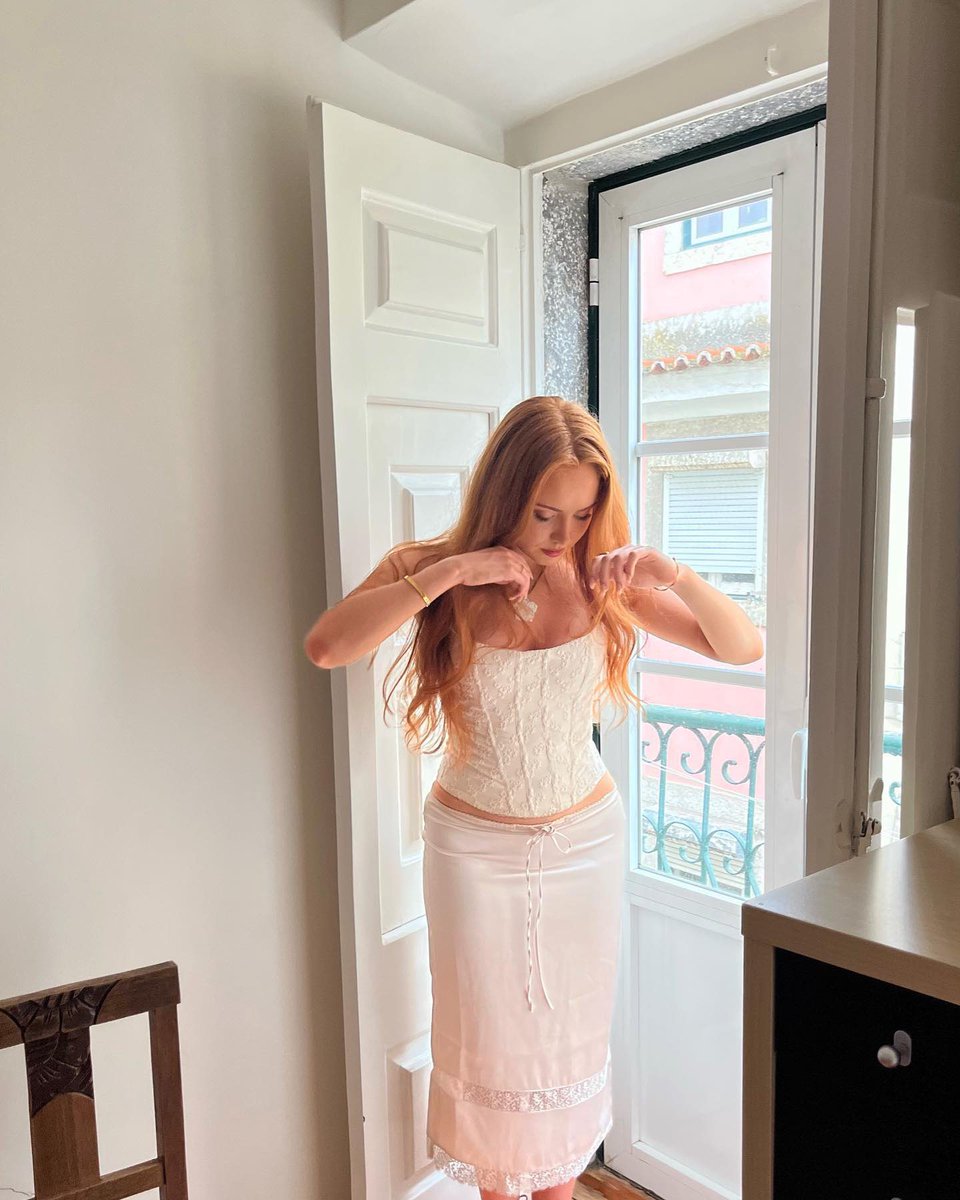 ℛᥲᥴ𝚑ᥱᥣ 🖌️ - deslog tweet media