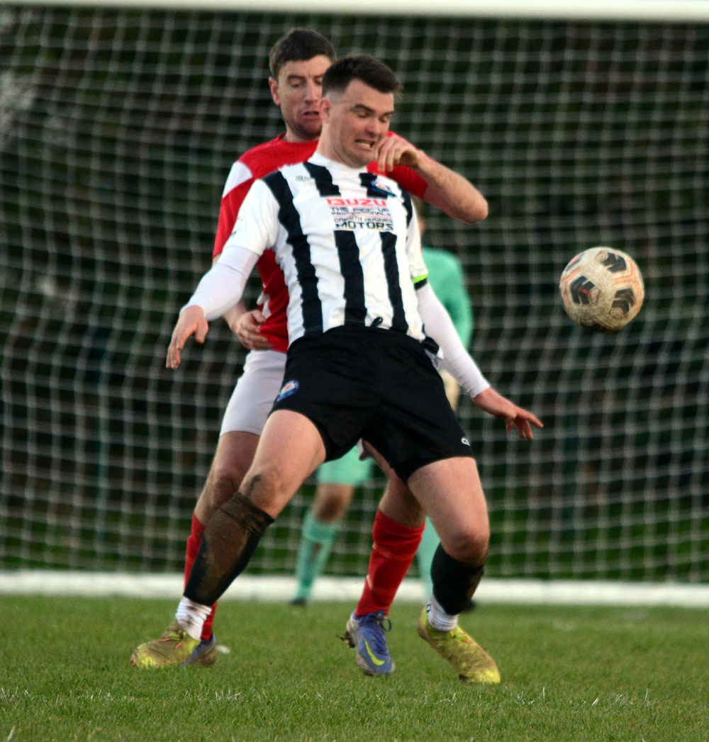 Gordon Thomas tweet media