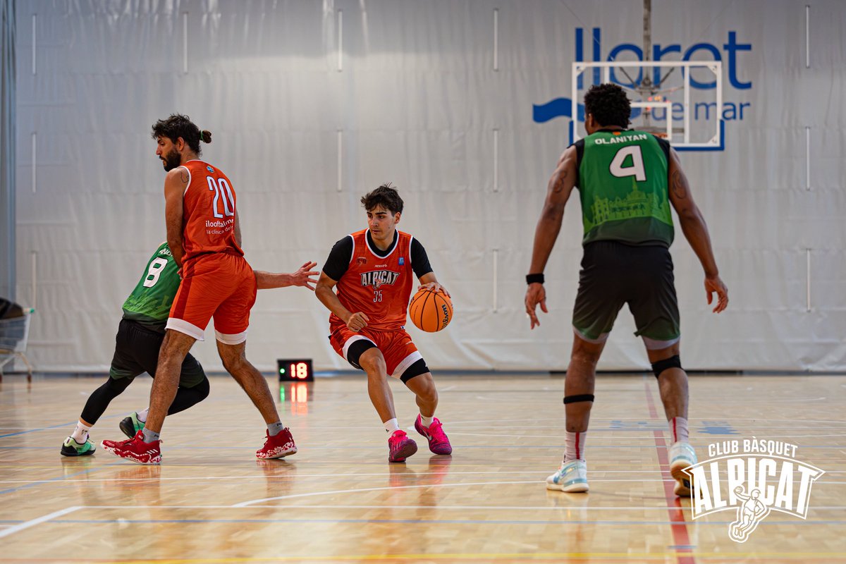 CbAlpicat tweet media