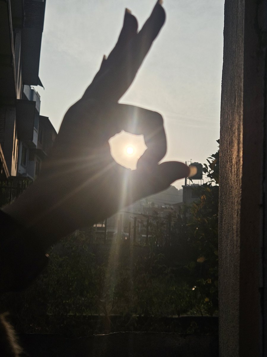 अहिले किताबसँग कुस्ती, कपी र कफीसँग दोस्ती, अनि सपनासँग रोमान्स चल्दैछ।😉
#यात्रा
#Goodnight everyone