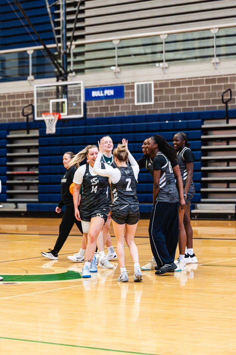 Aaron Kallhoff tweet media