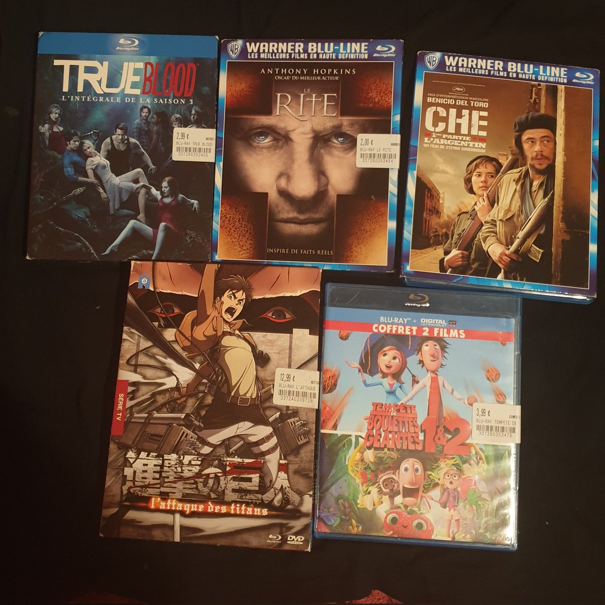FoufouHong's tweet photo. Loot du week-end 
 Une sélection éclectique 
#Bluray 
#Supportphysique https://t.co/byKteq9x5y
