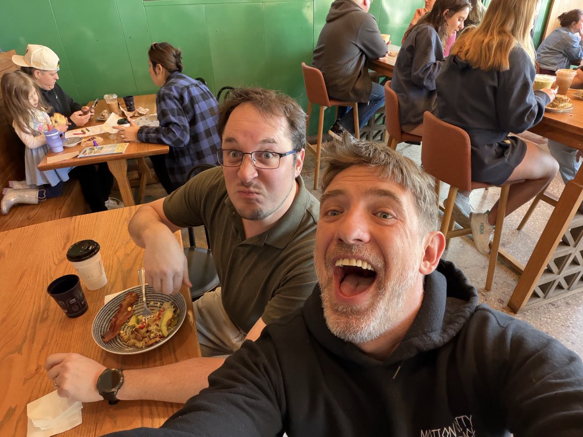 This Effin’ GM ➡️ Gary Con tweet media