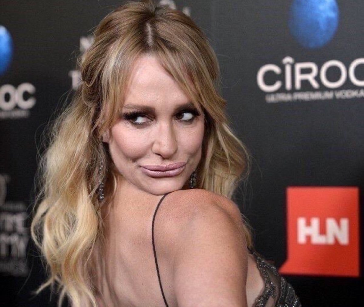 tess is constantly realizing things tweet media