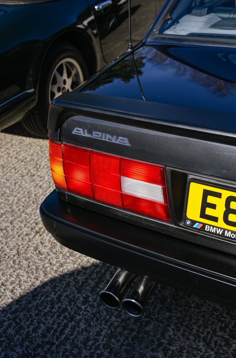 ニック tweet media